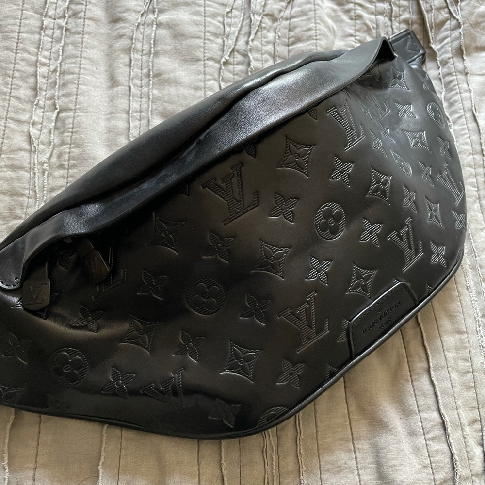 Black bum bag